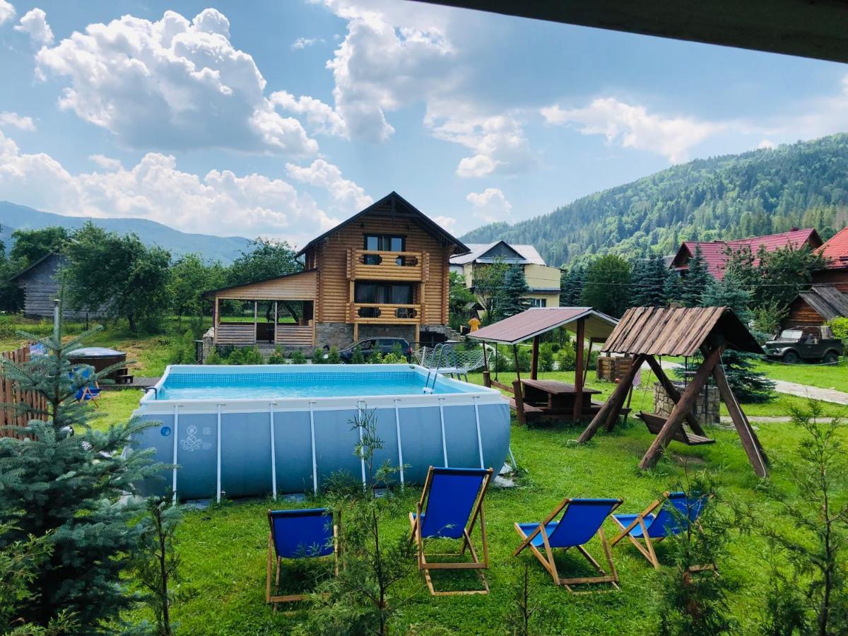 Айворі Хаус Mykulytjyn Exteriör bild