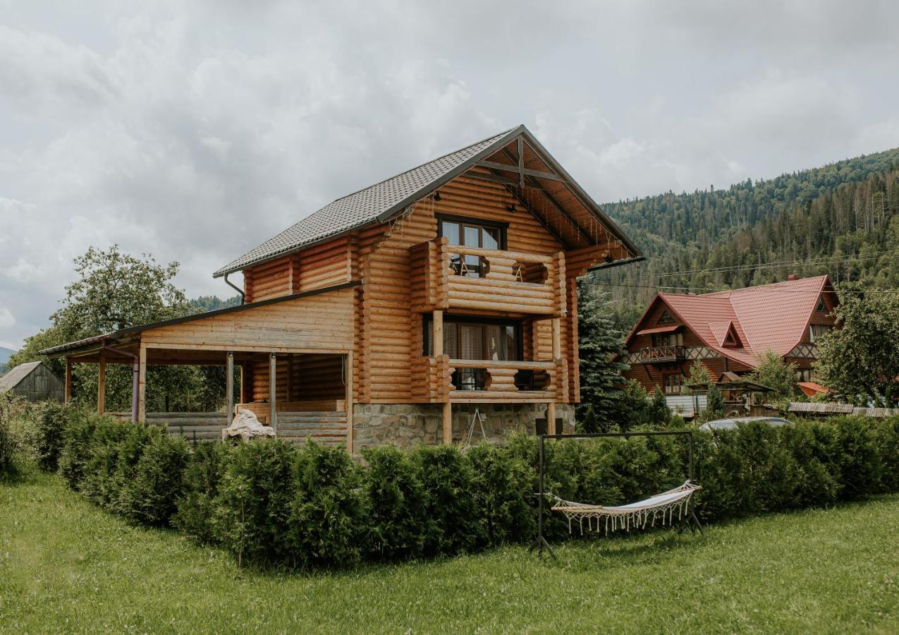 Айворі Хаус Mykulytjyn Exteriör bild