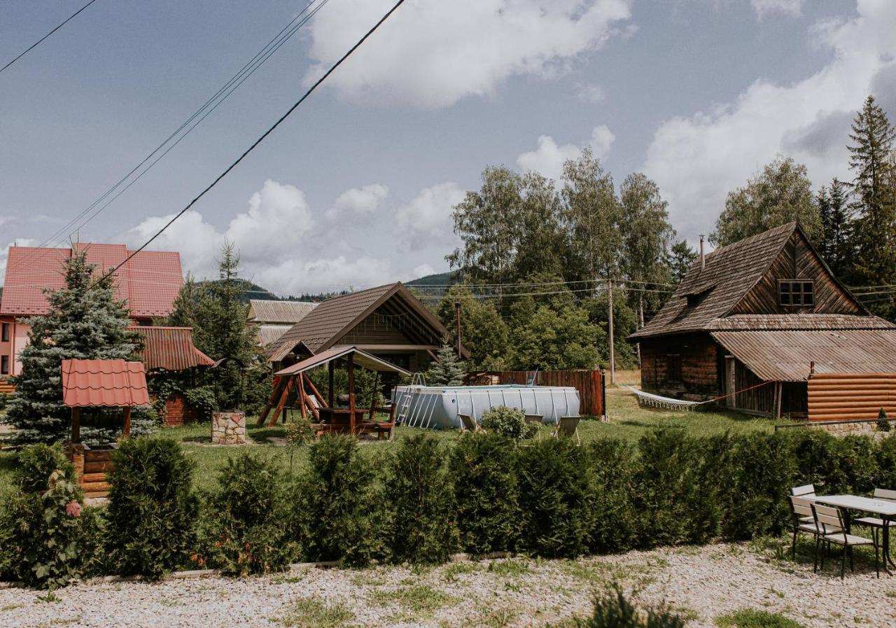 Айворі Хаус Mykulytjyn Exteriör bild