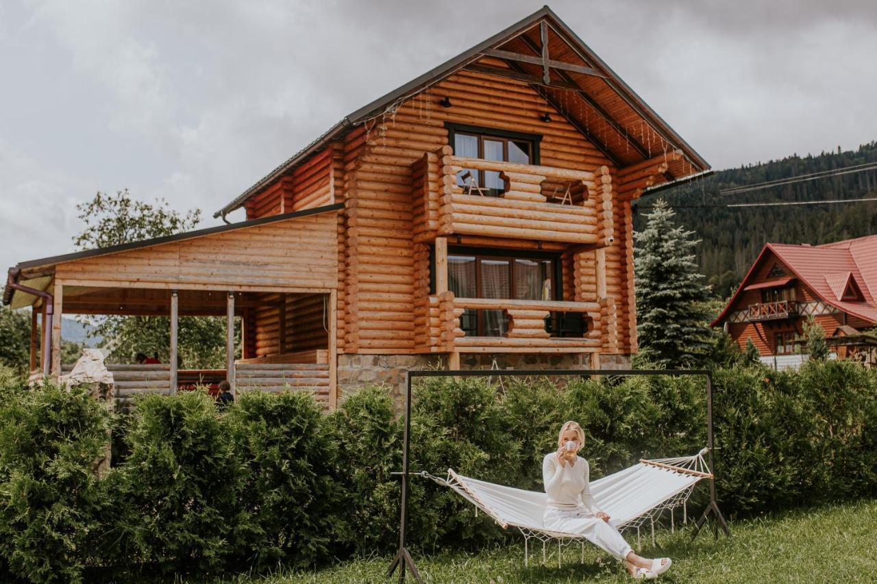 Айворі Хаус Mykulytjyn Exteriör bild