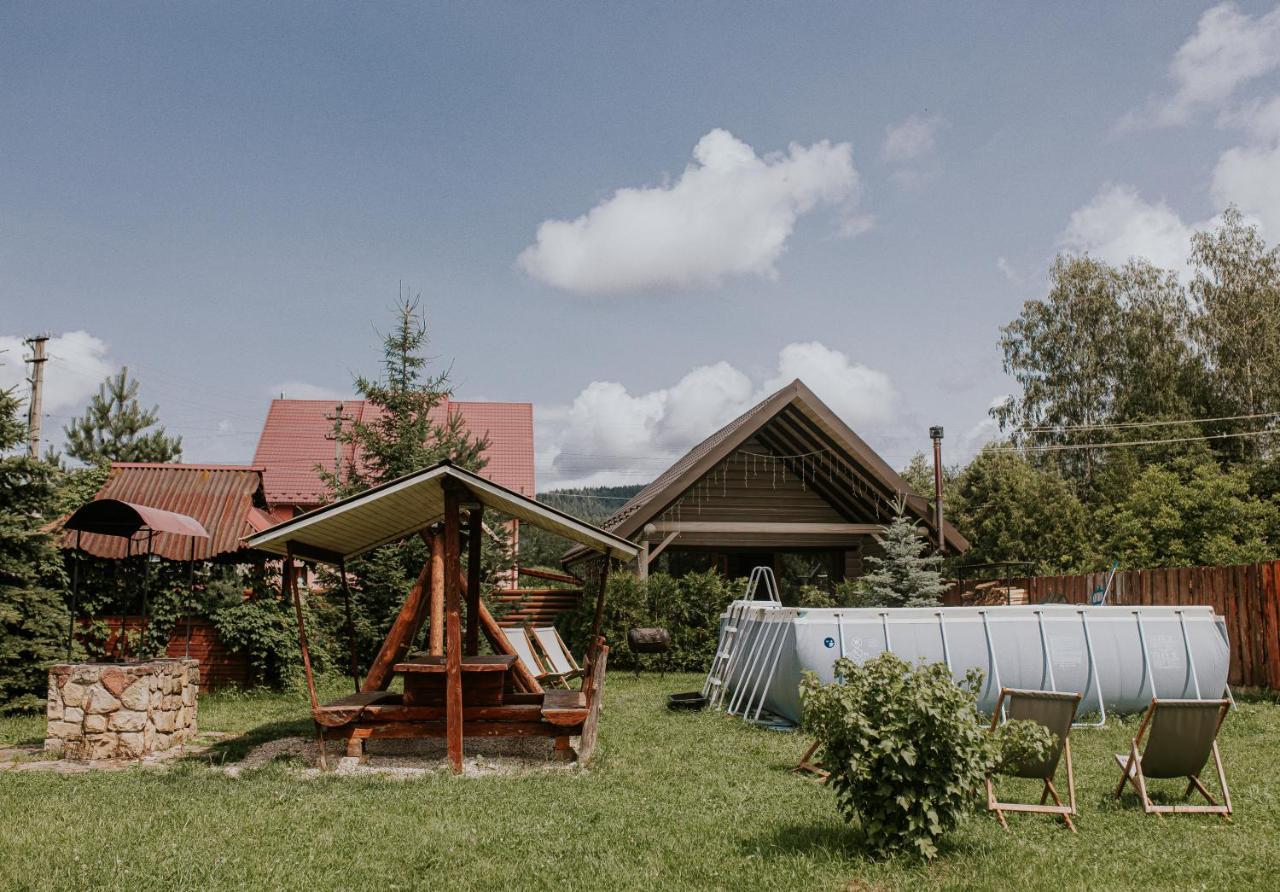 Айворі Хаус Mykulytjyn Exteriör bild