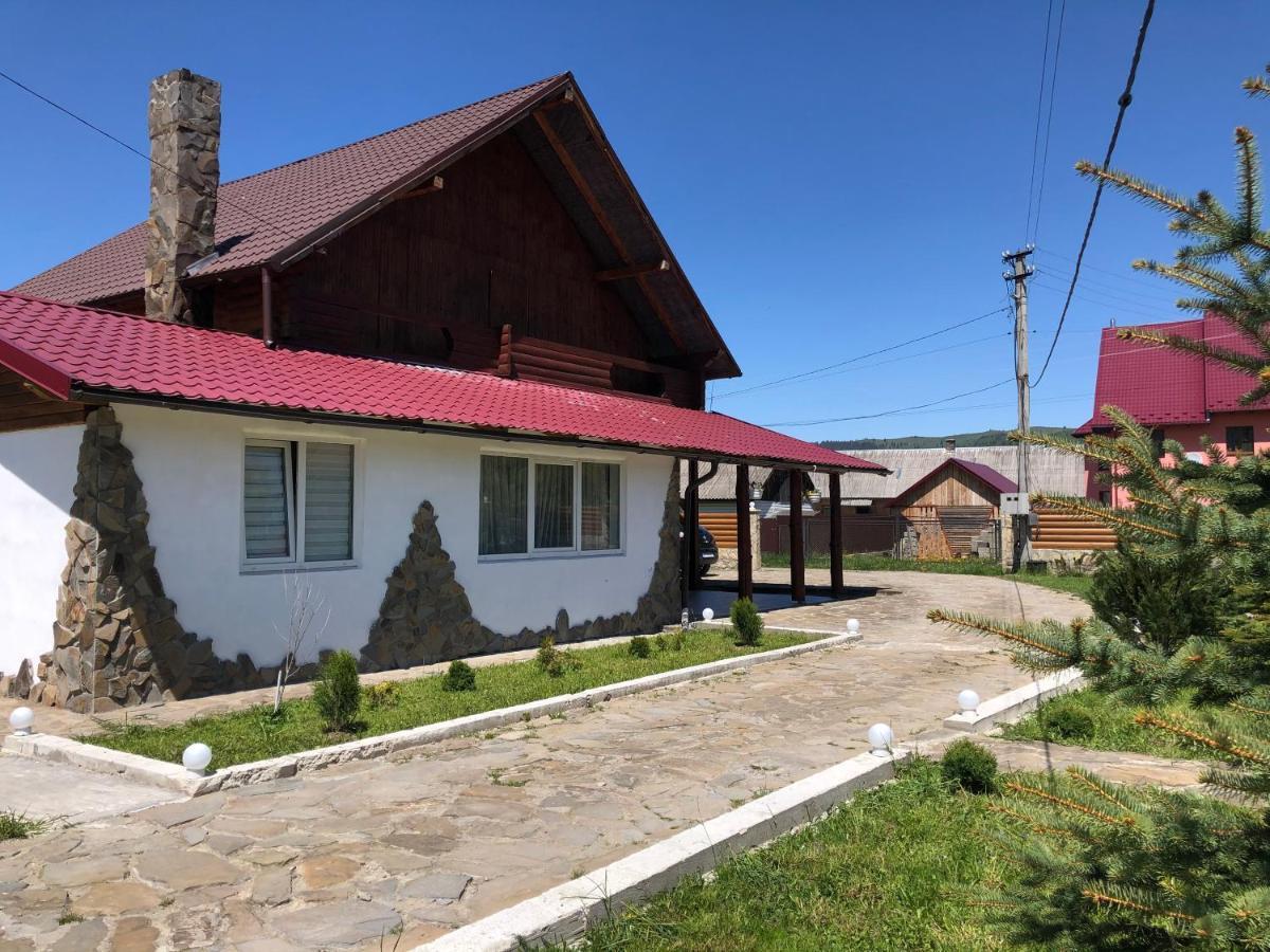 Айворі Хаус Mykulytjyn Exteriör bild